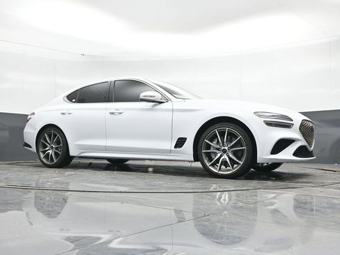 Used 2025 Genesis G70 2.5T image 45