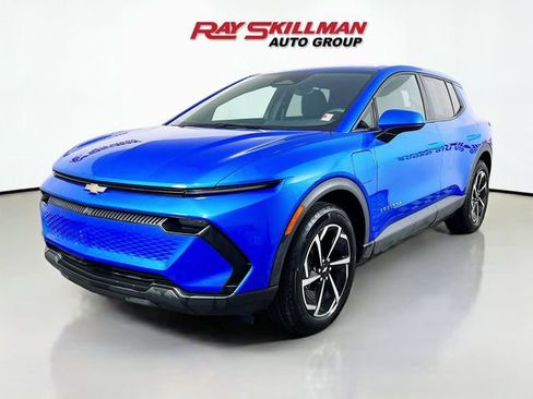 Used 2025 Chevrolet Equinox EV LT FWD image 3