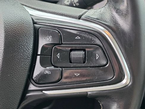 Used 2020 Buick Encore GX Preferred FWD image 18