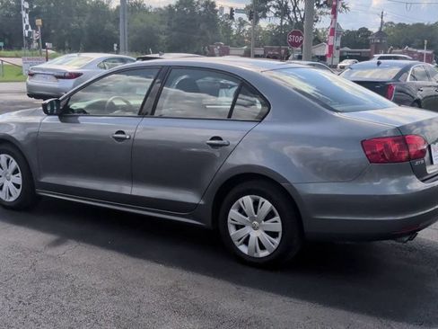 Used 2012 Volkswagen Jetta Sedan FWD image 6