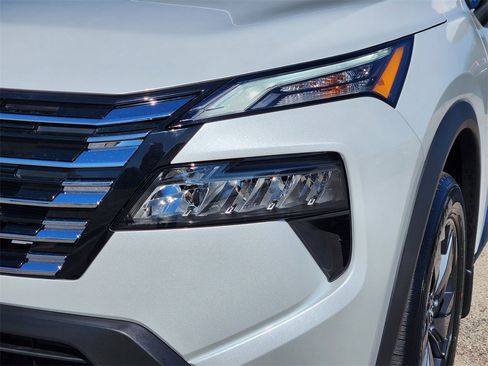 New 2026 Nissan Rogue SV image 5