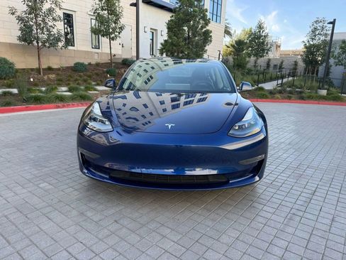 Used 2023 Tesla Model 3 Standard Range RWD image 2