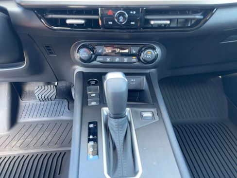 New 2026 Nissan Kicks SV w/ SV Premium Package image 17