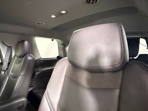 Used 2016 Cadillac Escalade Luxury RWD image 26