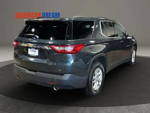 Used 2020 Chevrolet Traverse LT w/ Driver Confidence II Package AWD/4WD image 5