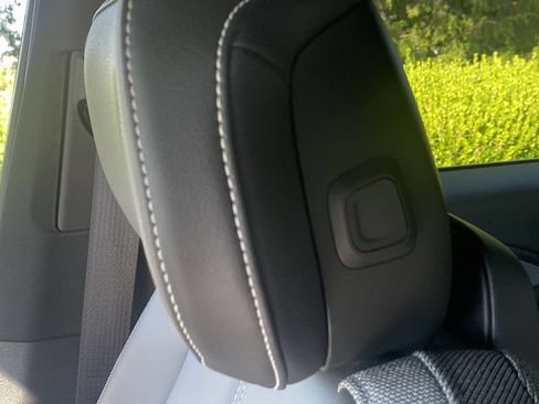 Certified 2024 Cadillac Lyriq Tech w/ Driver Assist Package AWD/4WD image 27