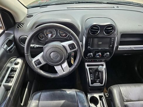 Used 2017 Jeep Compass High Altitude AWD/4WD image 13