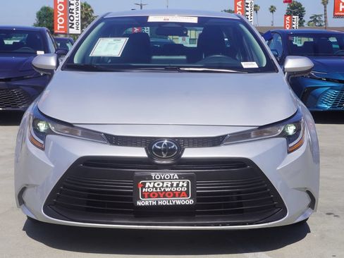 Certified 2024 Toyota Corolla LE FWD image 3