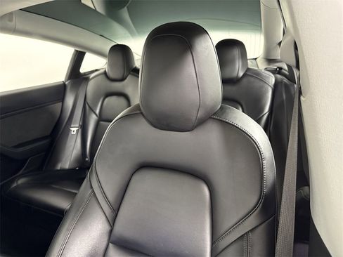 Used 2018 Tesla Model 3 Long Range image 38
