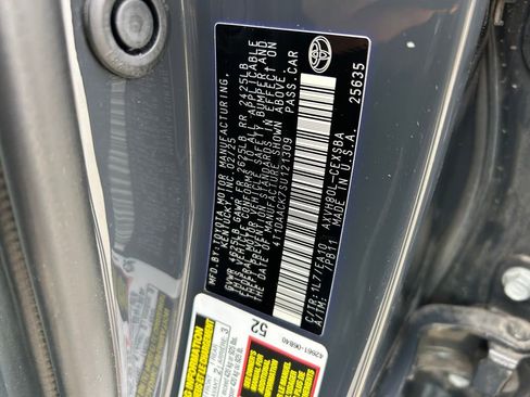 Used 2025 Toyota Camry SE FWD image 10