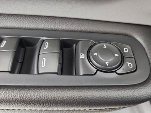 Used 2020 GMC Terrain SLE w/ Driver Convenience Package FWD image 43