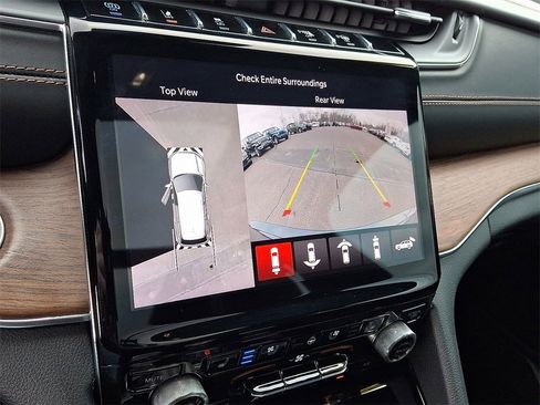 Used 2022 Jeep Grand Cherokee Summit image 19