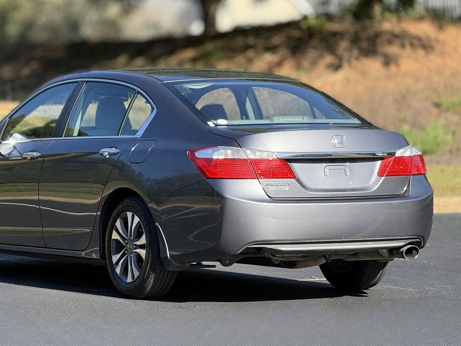 Used 2013 Honda Accord LX image 46