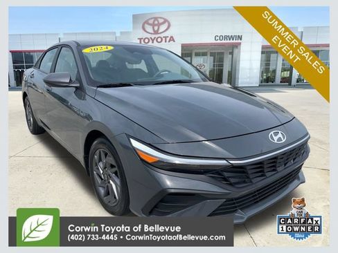 Used 2024 Hyundai Elantra SEL FWD image 1