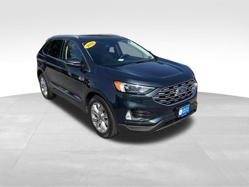 Used 2022 Ford Edge Titanium AWD/4WD image 9