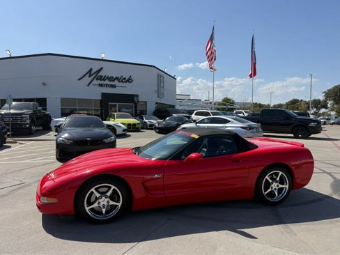 Used 1998 Chevrolet Corvette Convertible w/ Memory Pkg RWD image 1