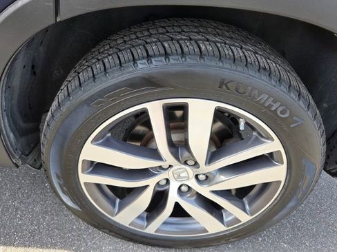 Used 2017 Honda Pilot Touring image 27