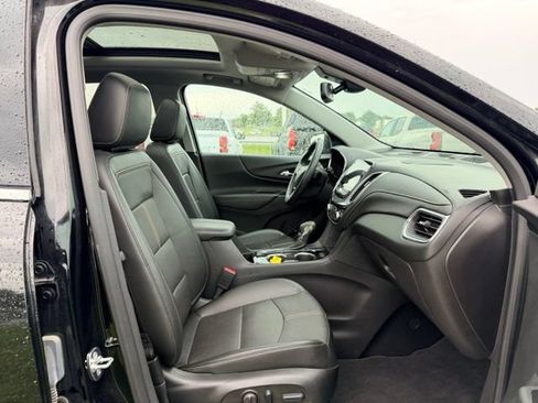 Used 2024 Chevrolet Equinox Premier AWD/4WD image 10