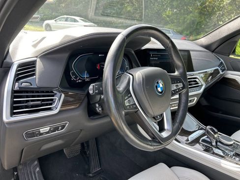 Used 2023 BMW X5 xDrive45e image 16