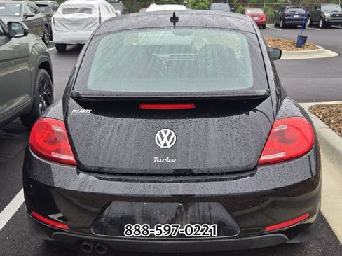 Used 2016 Volkswagen Beetle 1.8T Classic FWD image 5