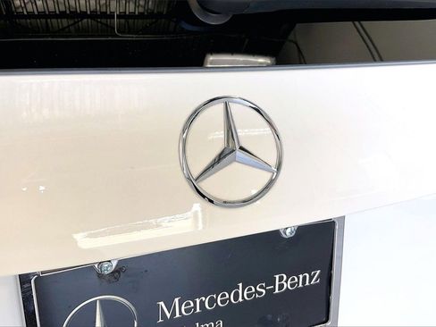 Used 2025 Mercedes-Benz GLB 250 4MATIC image 30