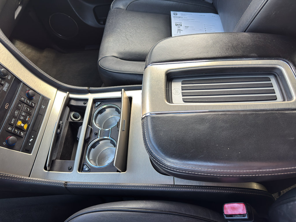 Used 2013 Cadillac Escalade Platinum AWD/4WD image 27