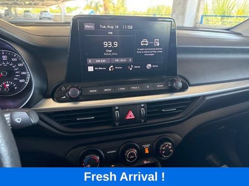Used 2024 Kia Forte LXS FWD image 7