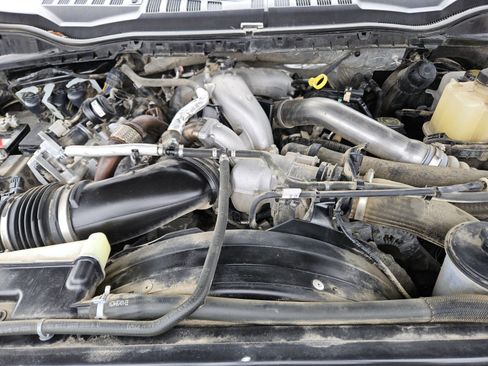 Used 2022 Ford F250 XL w/ STX Appearance Package image 32