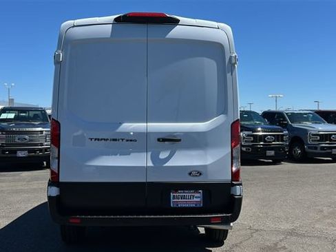 New 2026 Ford Transit 250 148 Medium Roof w/ Load Area Protection Package RWD image 4