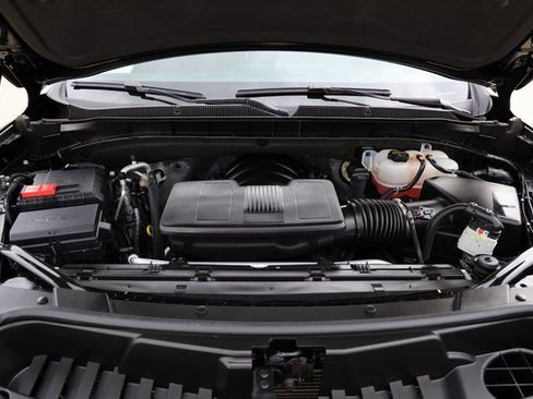 Certified 2025 Chevrolet Suburban Premier image 29