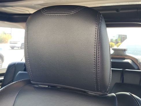 Used 2021 Jeep Wrangler Unlimited Sahara AWD/4WD image 14