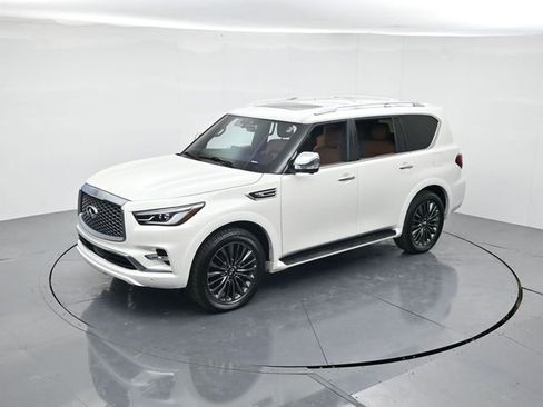 Used 2024 INFINITI QX80 Sensory w/ Cargo Package image 45