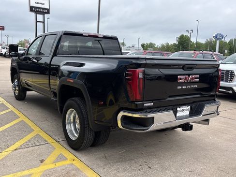 Used 2026 GMC Sierra 3500 Pro RWD image 9
