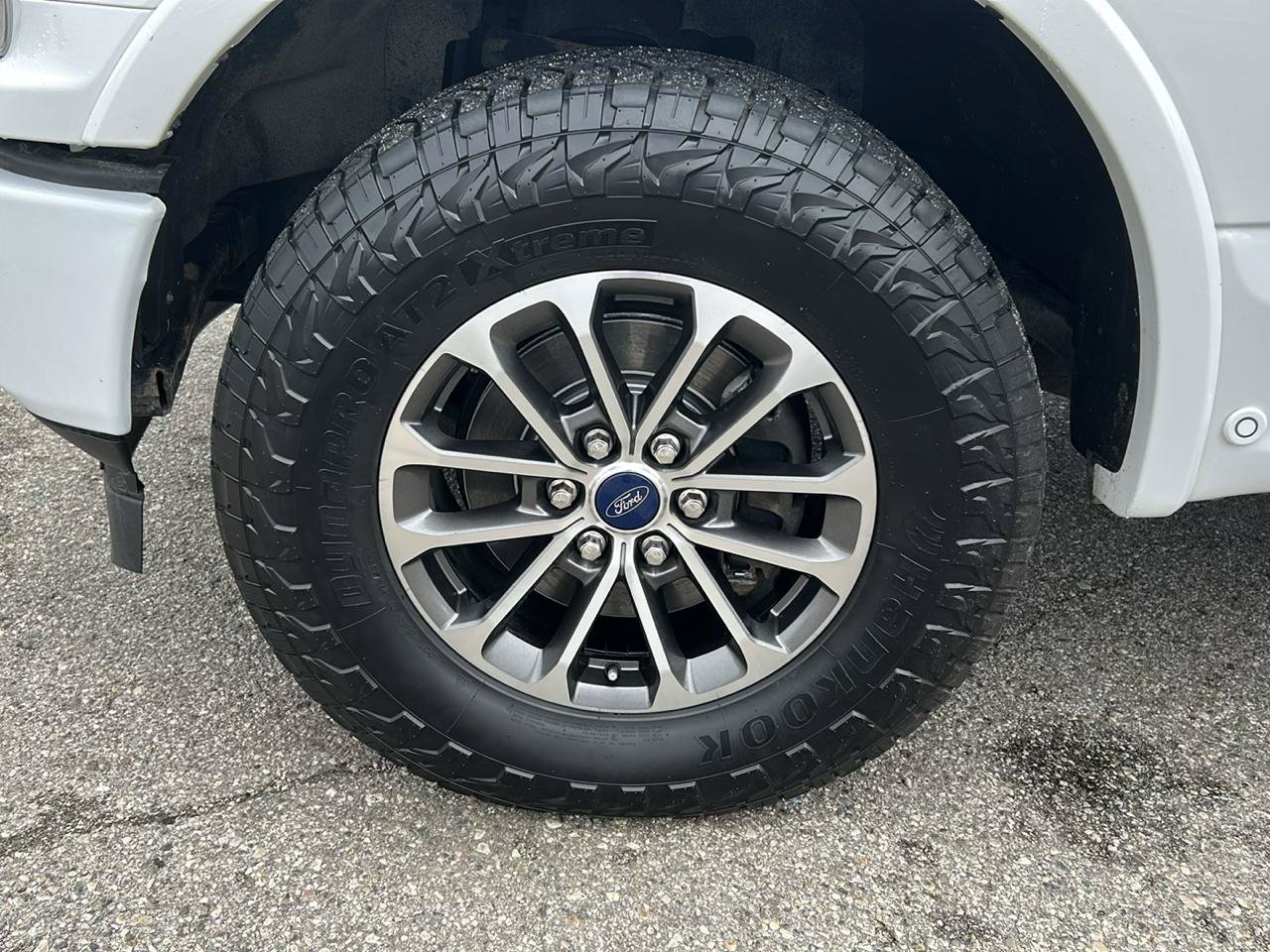 Used 2018 Ford F150 Lariat w/ Equipment Group 502A Luxury AWD/4WD image 37