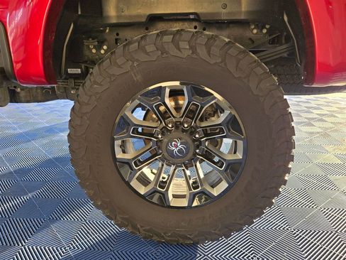 Used 2024 Ford F250 Lariat w/ Lariat Ultimate Package image 29