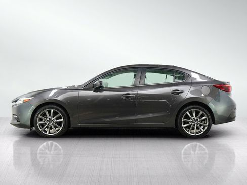 Used 2018 MAZDA MAZDA3 Grand Touring w/ Premium Equipment Package FWD image 2