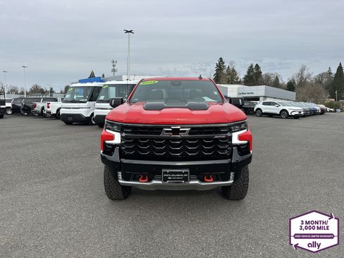 Used 2026 Chevrolet Silverado 1500 ZR2 image 8