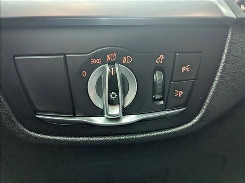 Used 2023 BMW X3 M40i image 11