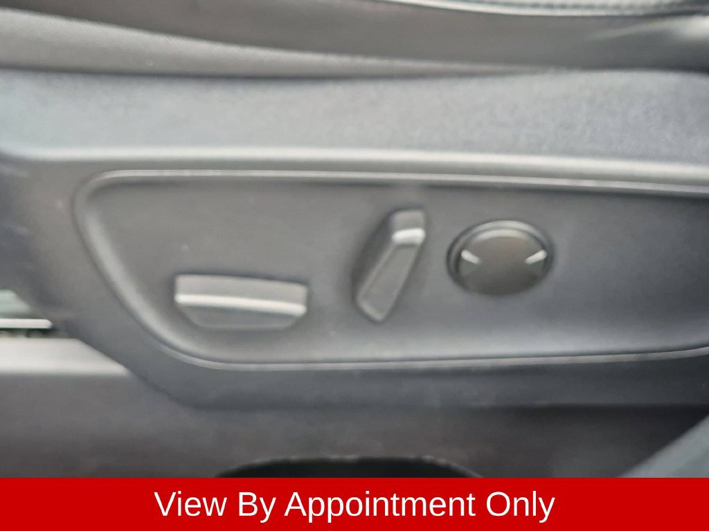 Used 2025 Ford Escape ST-Line FWD image 14