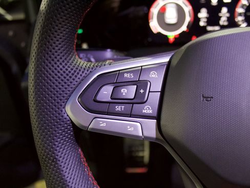 New 2026 Volkswagen GTI SE image 16