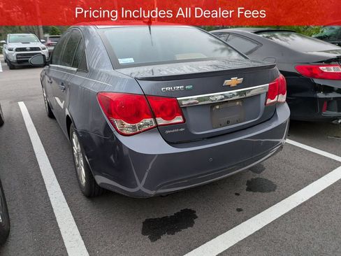 Used 2013 Chevrolet Cruze Eco w/ Enhanced Safety Package FWD image 4