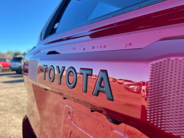 Used 2026 Toyota 4Runner Limited AWD/4WD image 12