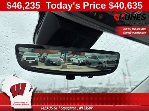 New 2026 GMC Terrain Denali w/ LPO, Floor Liner Package AWD/4WD image 40