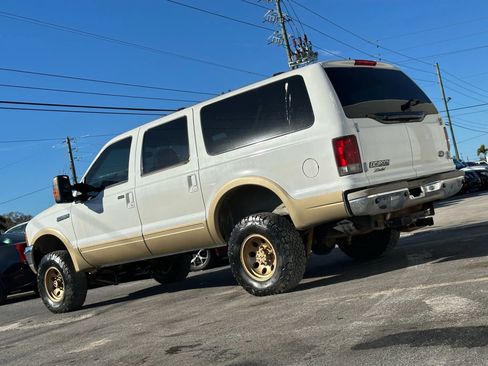 Used 2000 Ford Excursion Limited image 3