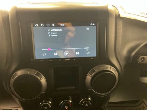 Used 2011 Jeep Wrangler Sport AWD/4WD image 20