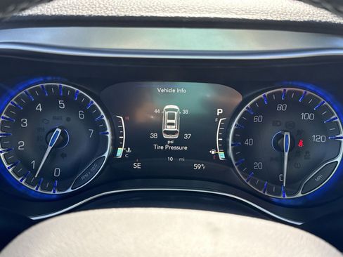 New 2026 Chrysler Pacifica Limited w/ S Appearance Package image 17