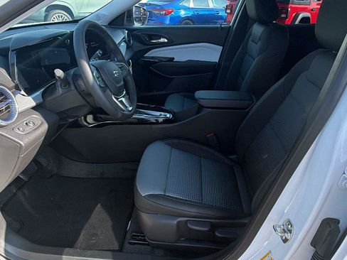 New 2026 Chevrolet Trax LT w/ Driver Confidence Package FWD image 15