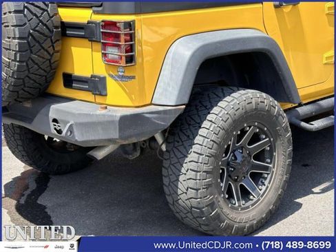 Certified 2015 Jeep Wrangler Unlimited Sport w/ Connectivity Group image 11
