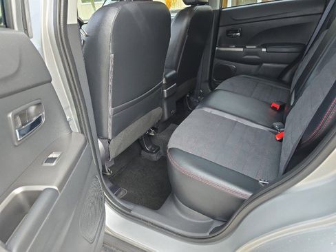 Used 2024 Mitsubishi Outlander Sport SE image 33