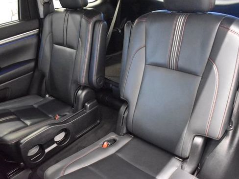 Used 2019 Toyota Highlander SE AWD/4WD image 7